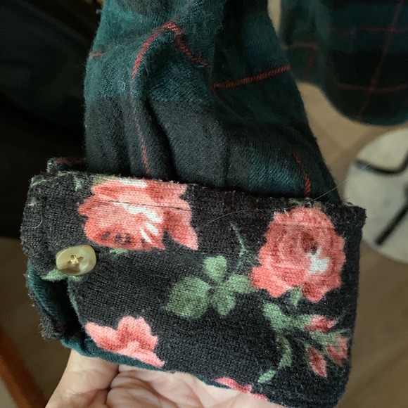 Flannel shirt - Picture 4 of 7